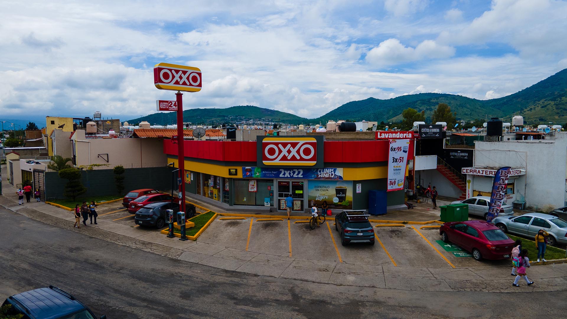 Locales Los Encinos (4)