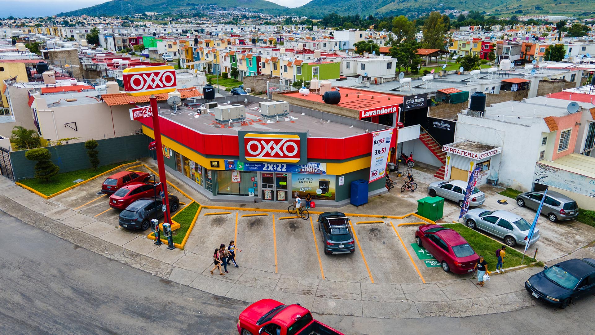 Locales Los Encinos (6)